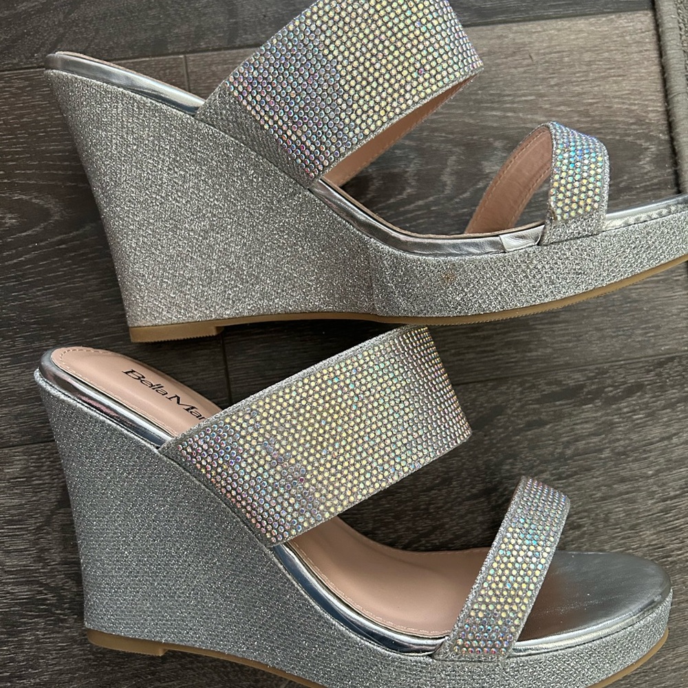 Platforms - Picture 5 of 10